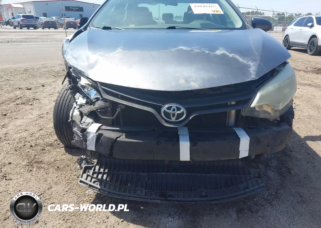2015 Toyota Corolla Le VIN:5YFBURHE7FP331223 - 6