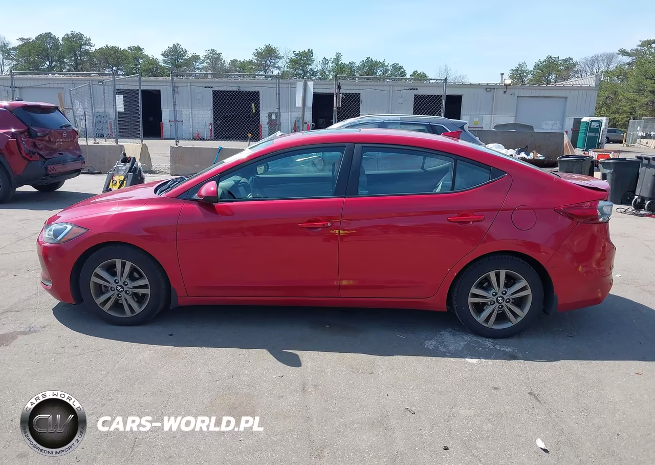 2018 Hyundai Elantra Value Edition VIN:5NPD84LF9JH275520 - 14