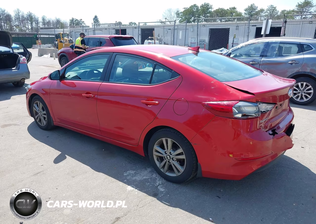 2018 Hyundai Elantra Value Edition VIN:5NPD84LF9JH275520 - 3