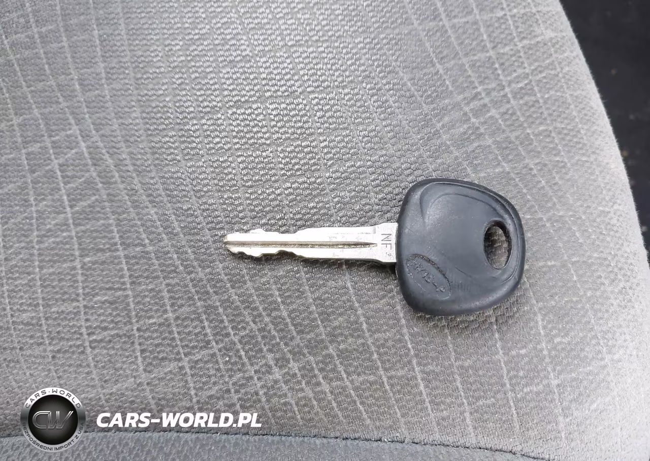 2012 Hyundai Santa Fe Gls VIN:5XYZGDAB6CG115341 - 11