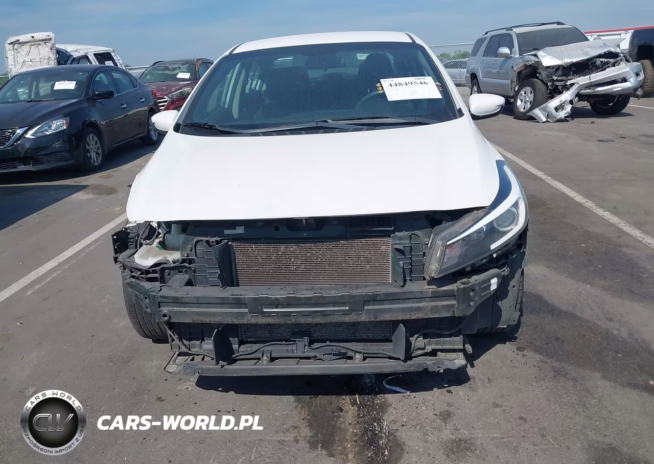 2018 Kia Forte Lx VIN:3KPFL4A74JE200666 - 13