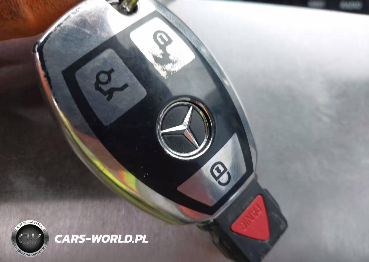 2016 Mercedes-Benz C 300 4Matic-Luxury 4Matic-Sport 4Matic VIN:55SWF4KB0GU096852 - 11