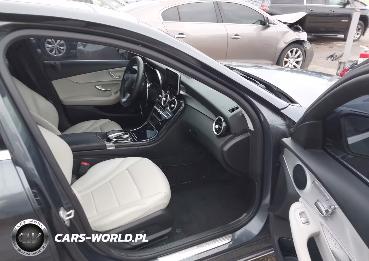 2016 Mercedes-Benz C 300 4Matic-Luxury 4Matic-Sport 4Matic VIN:55SWF4KB0GU096852 - 5