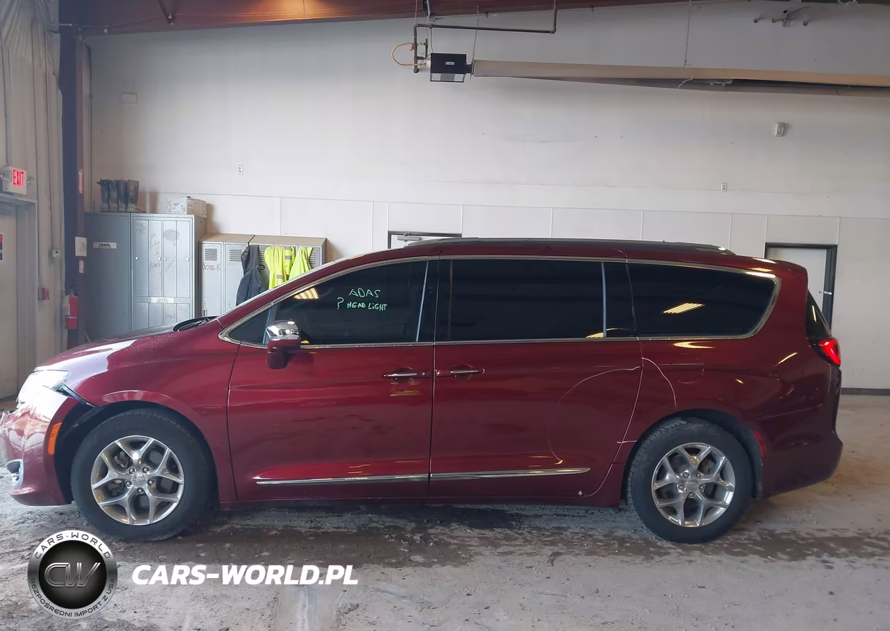 2017 Chrysler Pacifica Limited VIN:2C4RC1GG6HR531583 - 14