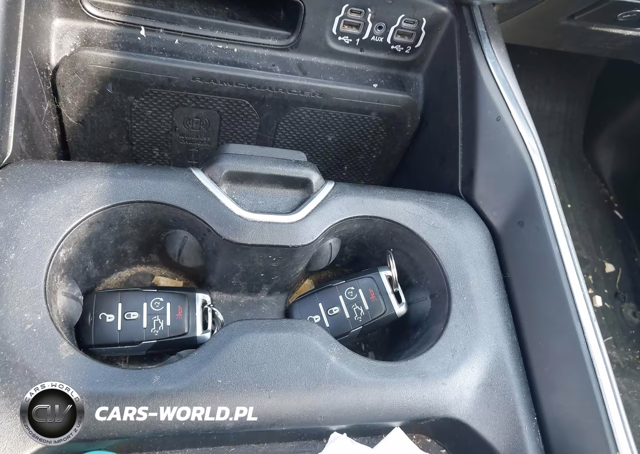 2023 Ram 1500 VIN:1C6SRFJT8PN567555 - 11