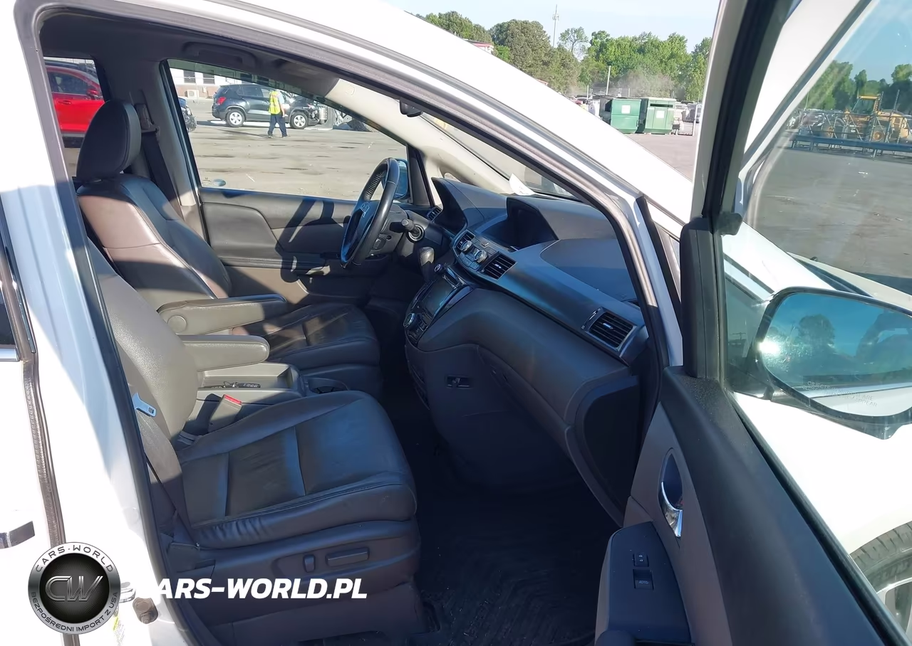 2014 Honda Odyssey Touring-Touring Elite VIN:5FNRL5H97EB051826 - 5
