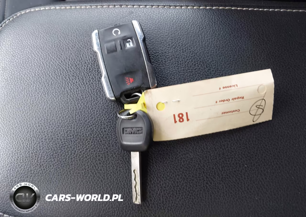 2021 GMC Canyon 2Wd Short Box Denali VIN:1GTG5EEN2M1107052 - 11