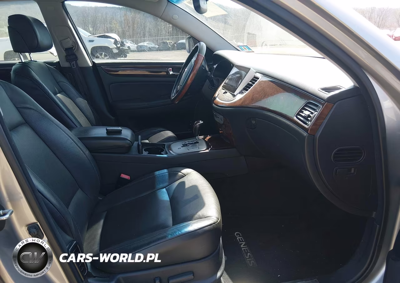 2009 Hyundai Genesis 3.8 VIN:KMHGC46E49U043581 - 5
