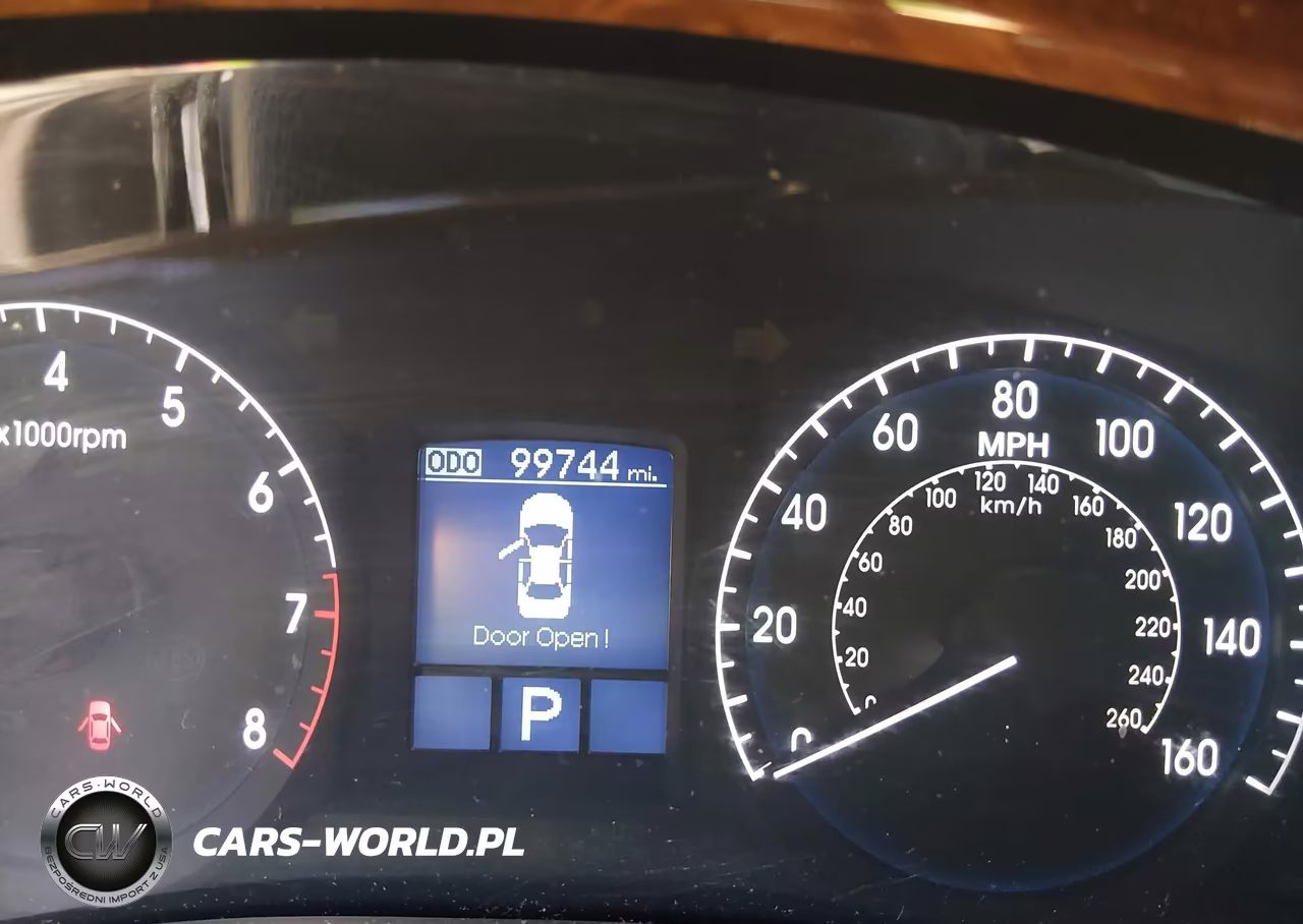 2009 Hyundai Genesis 3.8 VIN:KMHGC46E49U043581 - 7