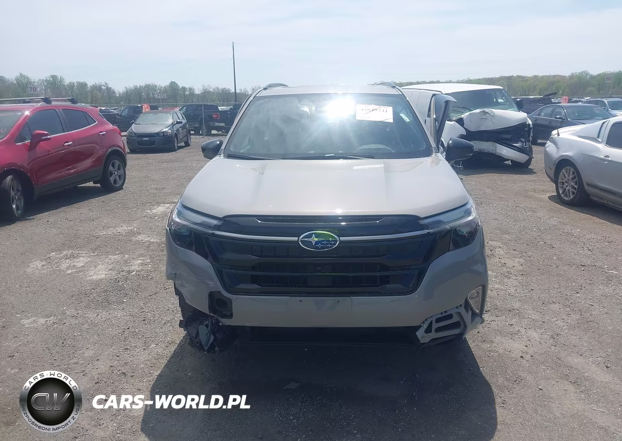 2025 Subaru Forester Touring VIN:JF2SLDTC6SH610598 - 12