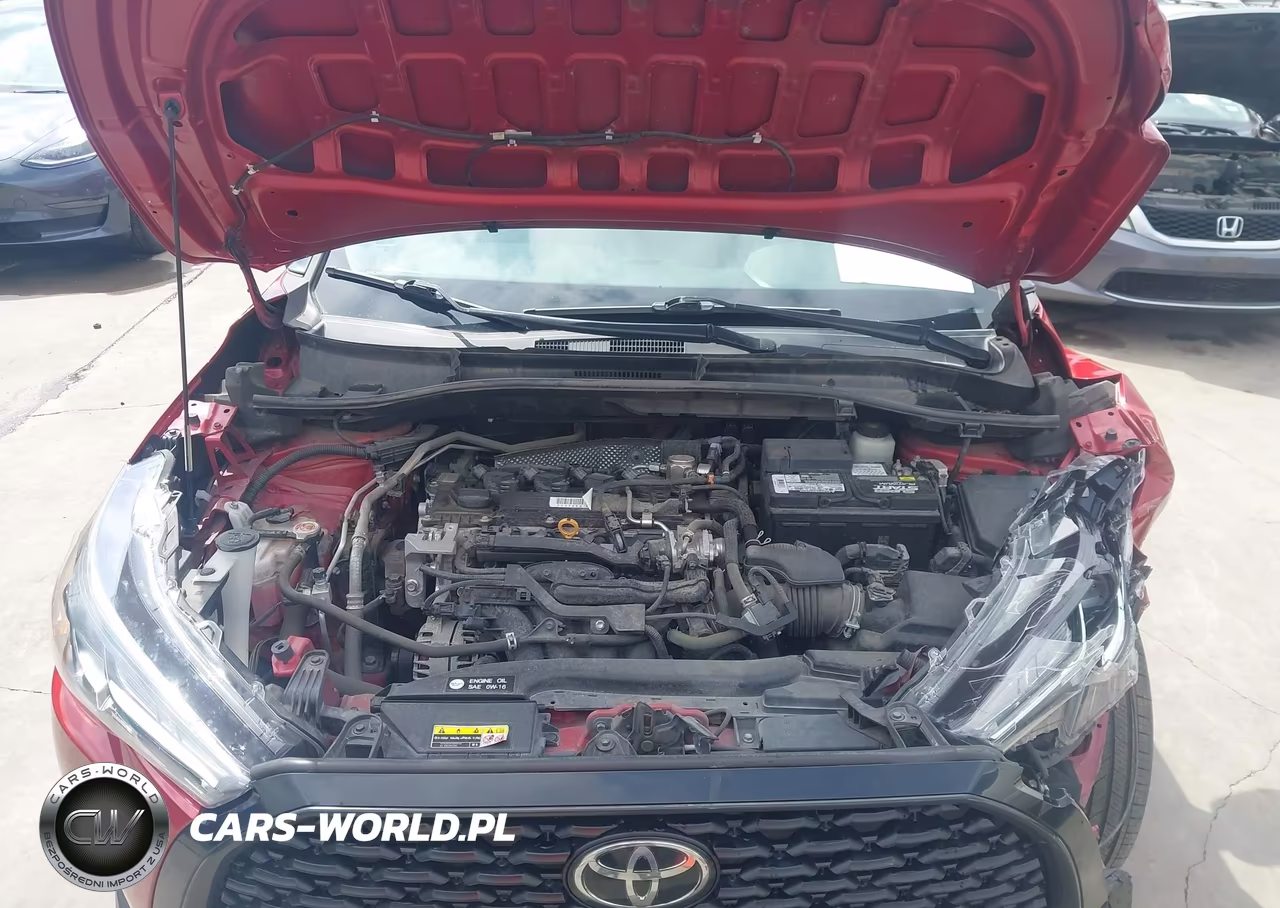2022 Toyota Corolla Cross Le VIN:7MUCAAAG0NV029343 - 10
