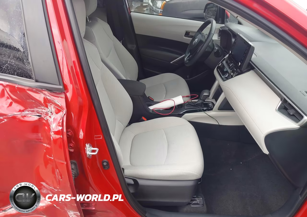 2022 Toyota Corolla Cross Le VIN:7MUCAAAG0NV029343 - 5