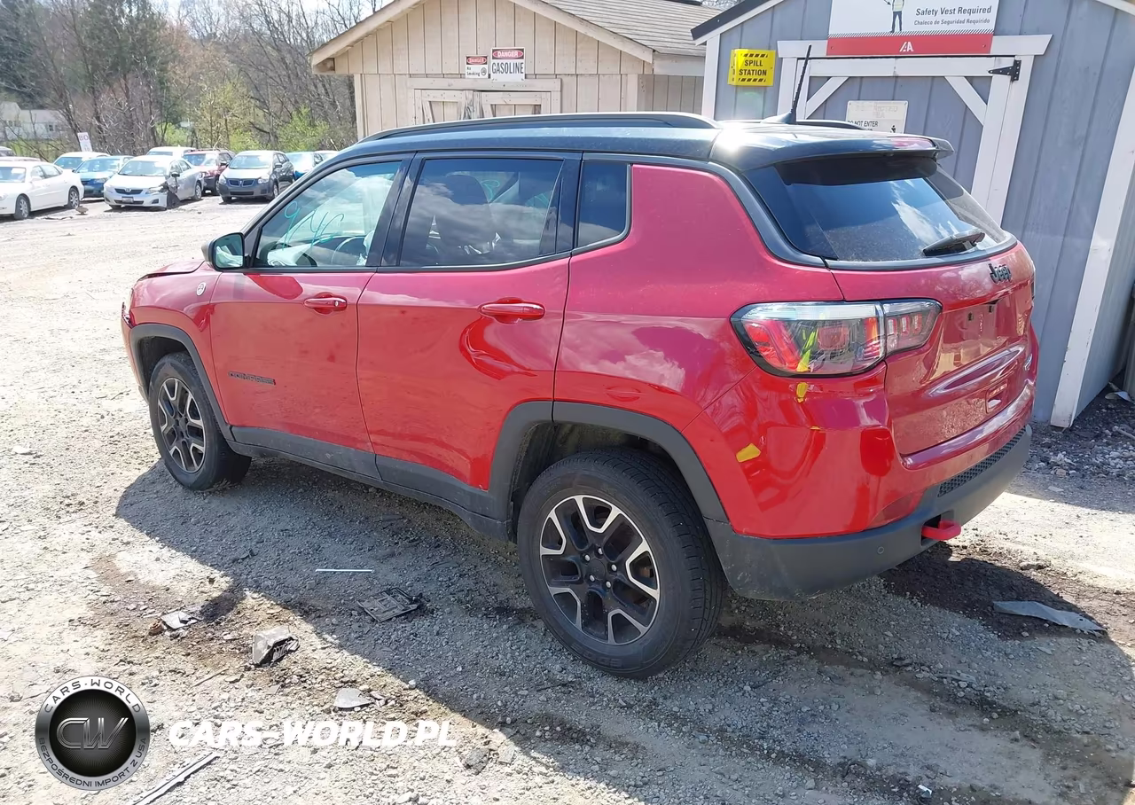 2019 Jeep Compass Trailhawk 4X4 VIN:3C4NJDDB8KT772130 - 3
