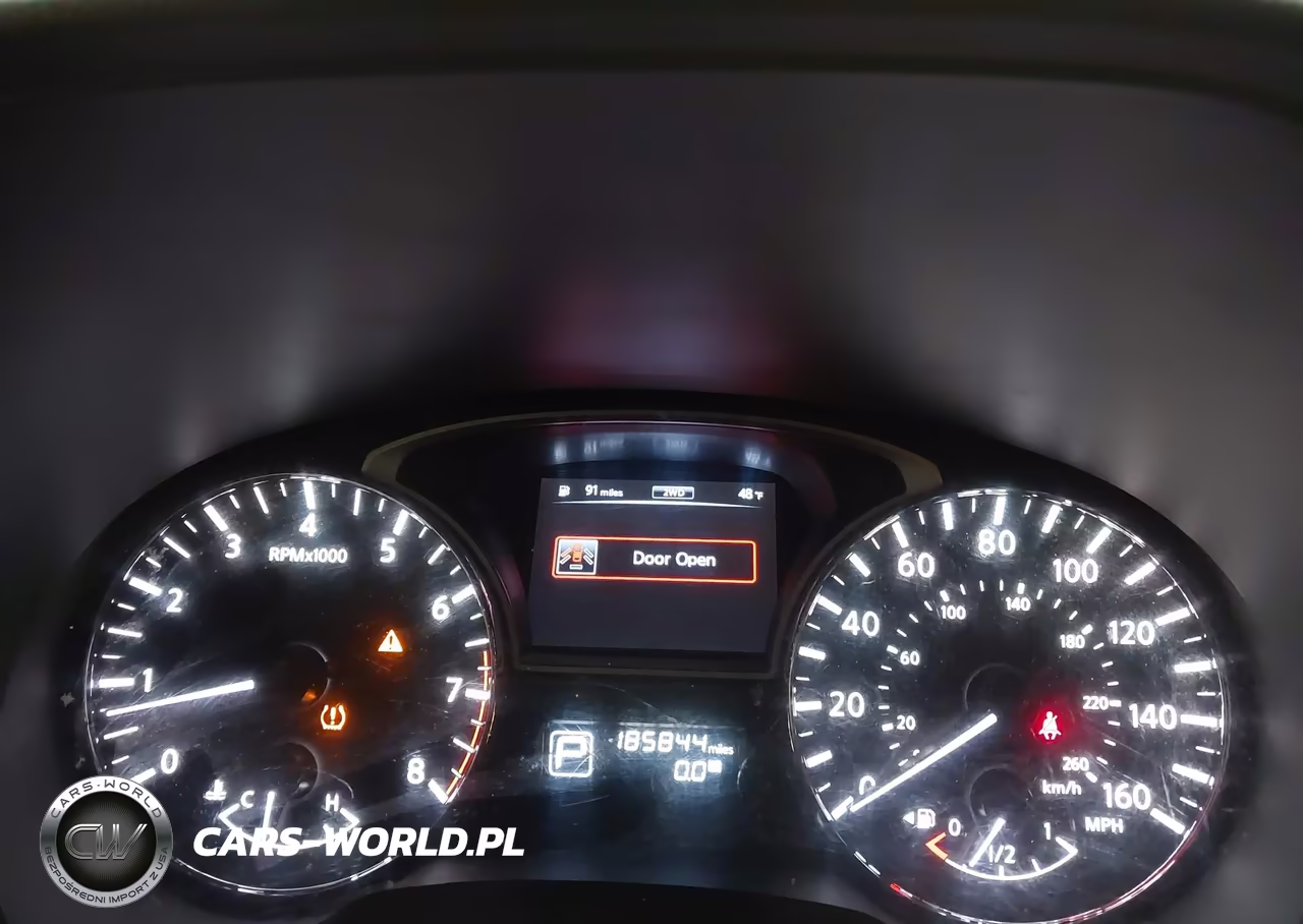 2014 Nissan Pathfinder S VIN:5N1AR2MM3EC708618 - 7