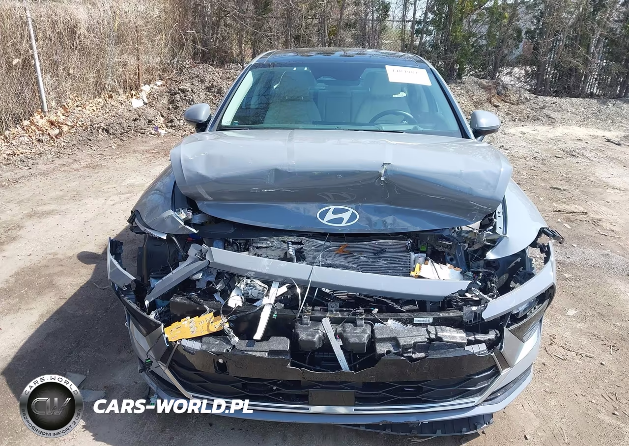 2025 Hyundai Sonata Hybrid Limited VIN:KMHL54JJ3SA119828 - 13
