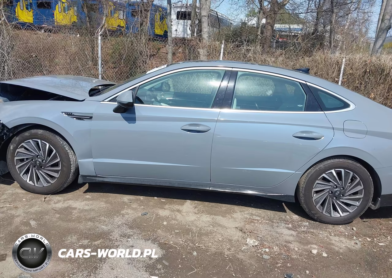 2025 Hyundai Sonata Hybrid Limited VIN:KMHL54JJ3SA119828 - 15
