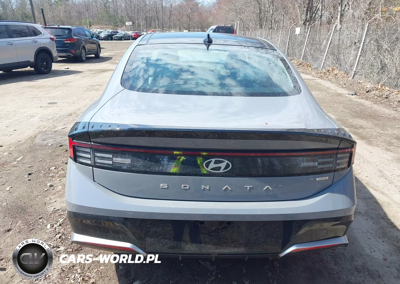 2025 Hyundai Sonata Hybrid Limited VIN:KMHL54JJ3SA119828 - 17