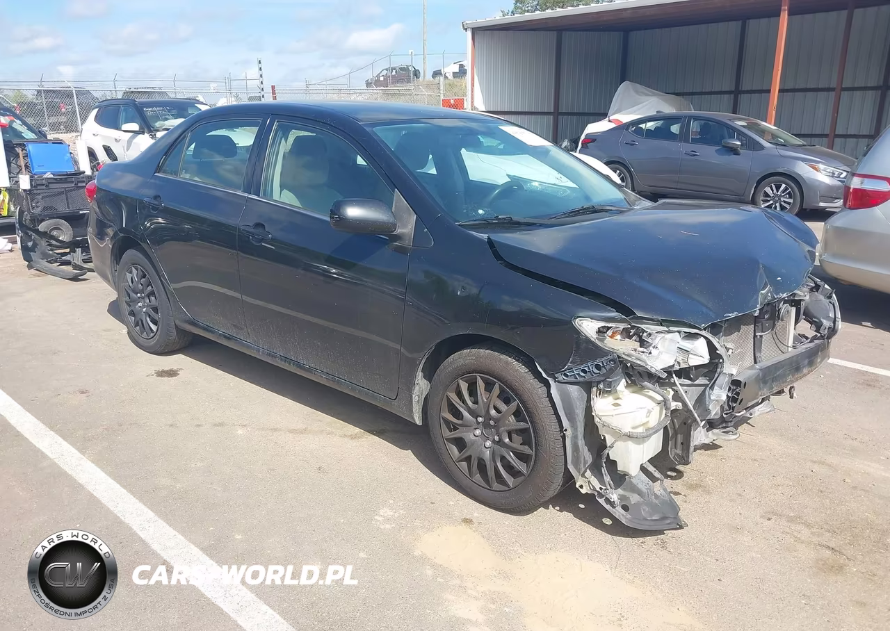 2013 Toyota Corolla Le – zdjęcie 1 z 17