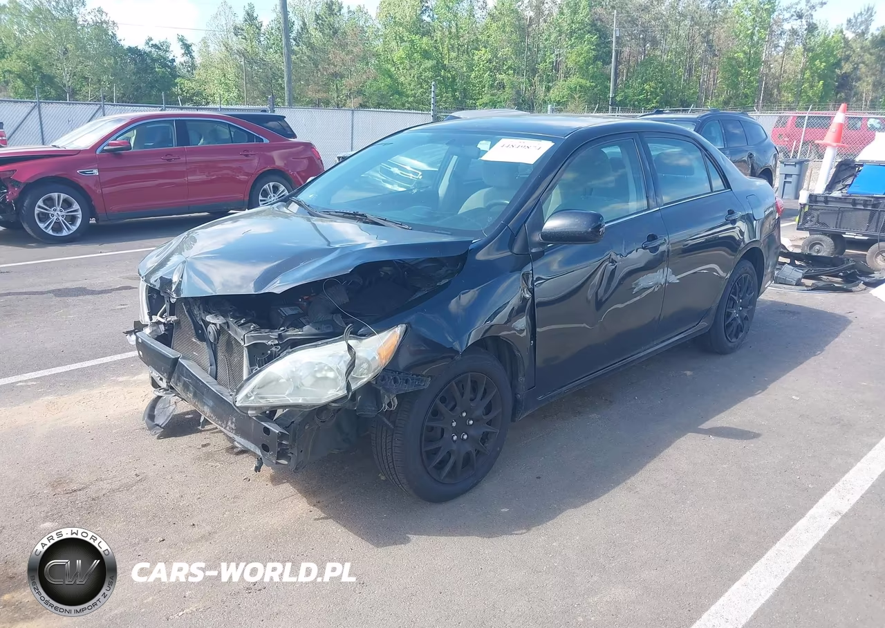 2013 Toyota Corolla Le VIN:5YFBU4EE4DP125104 - 2