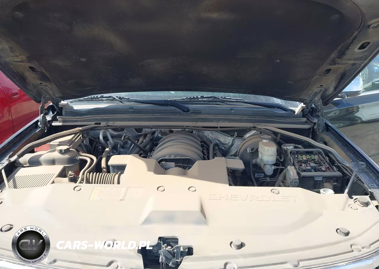 2017 Chevrolet Suburban Premier VIN:1GNSCJKCXHR225991 - 10