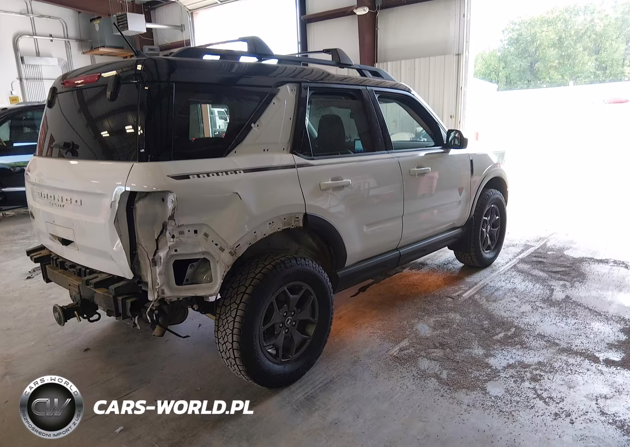 2022 Ford Bronco Sport Badlands VIN:3FMCR9D96NRD61686 - 4