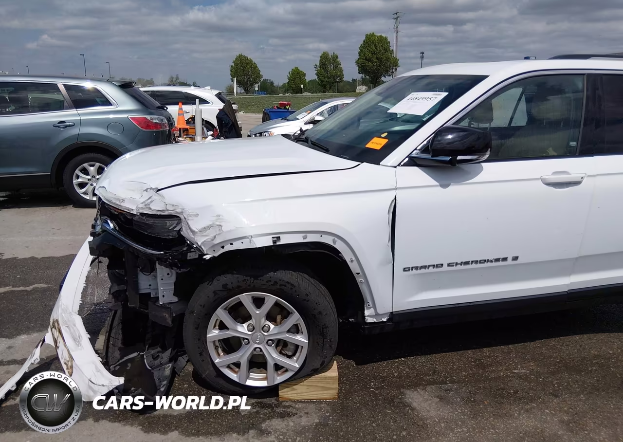 2022 Jeep Grand Cherokee Limited 4X4 VIN:1C4RJHBG5N8502055 - 6