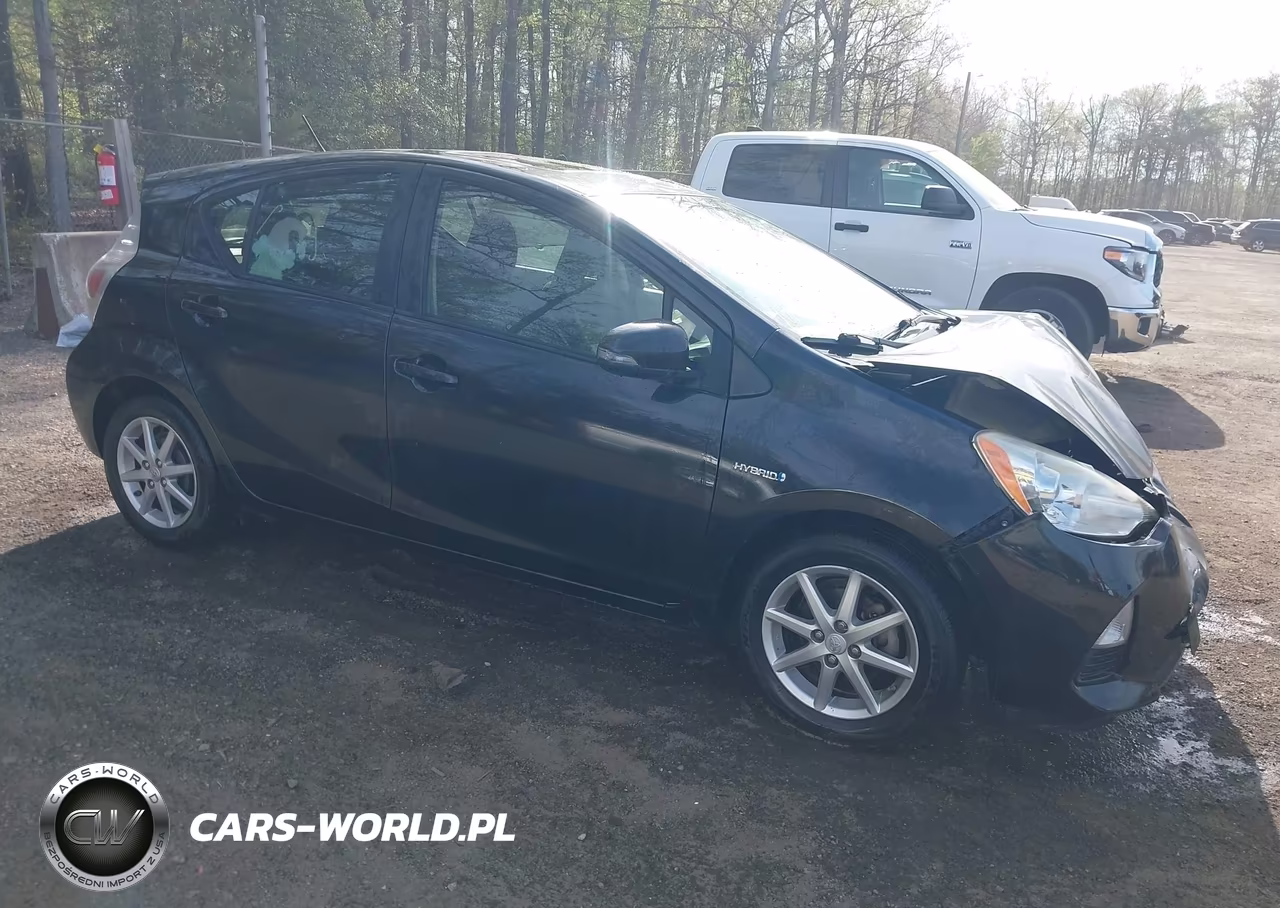 2014 Toyota Prius C Three