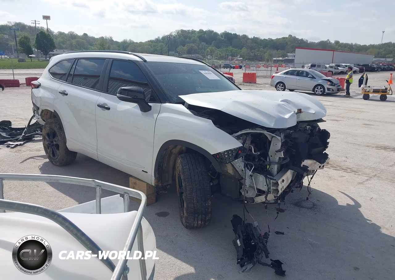 2024 Toyota Highlander Hybrid Xle Nightshade