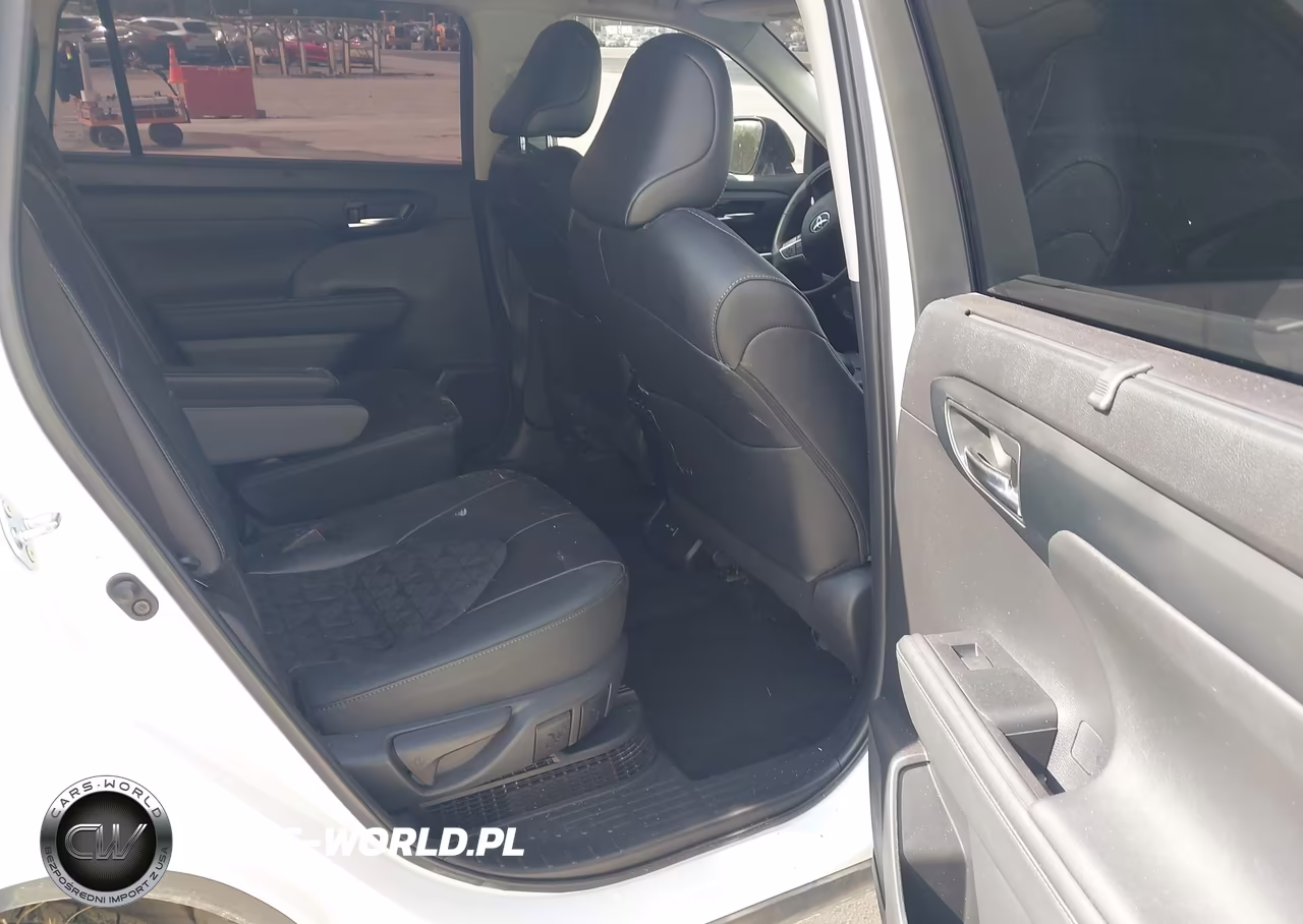 2024 Toyota Highlander Hybrid Xle Nightshade VIN:5TDKBRCH9RS140096 - 8