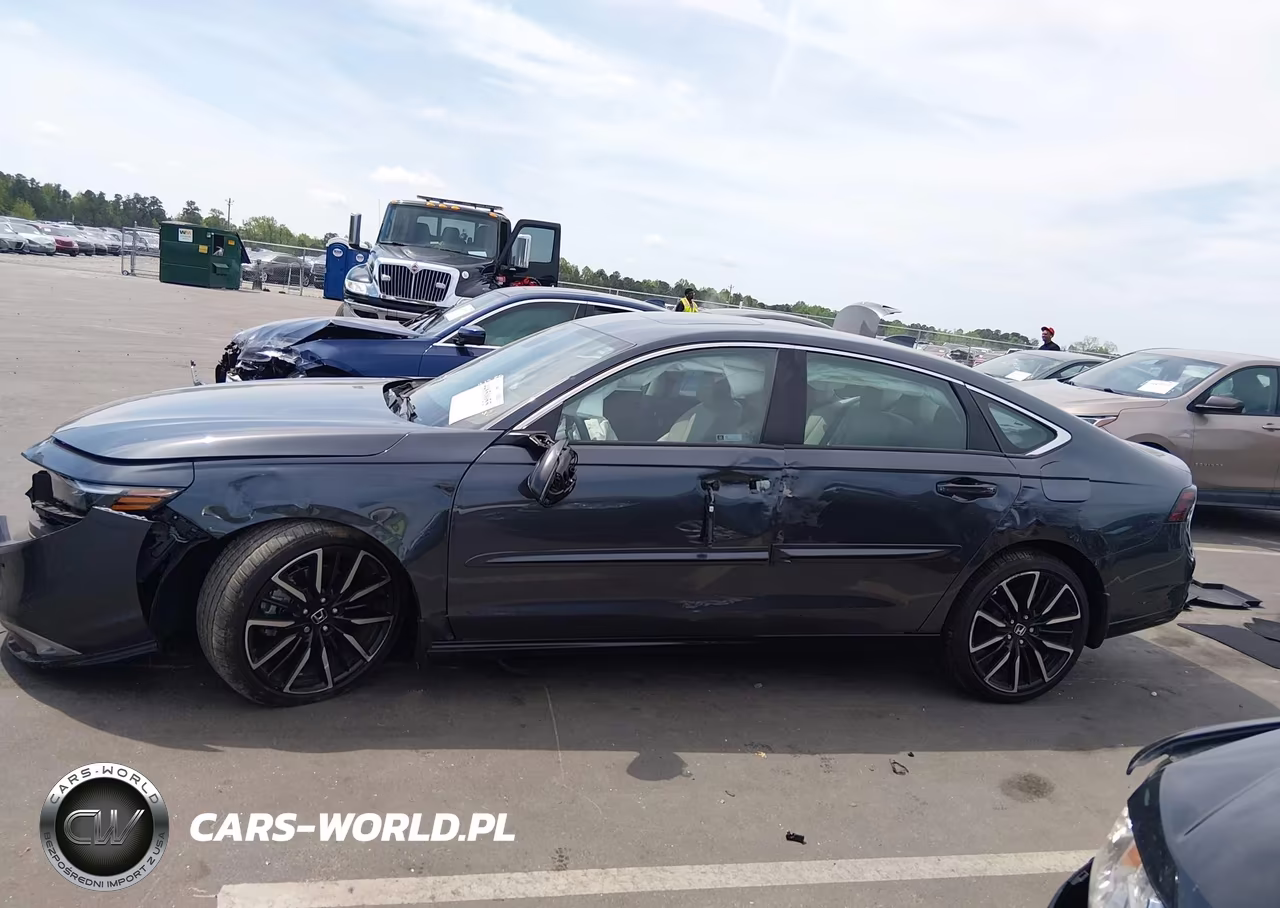 2024 Honda Accord Hybrid Touring VIN:1HGCY2F82RA008091 - 14