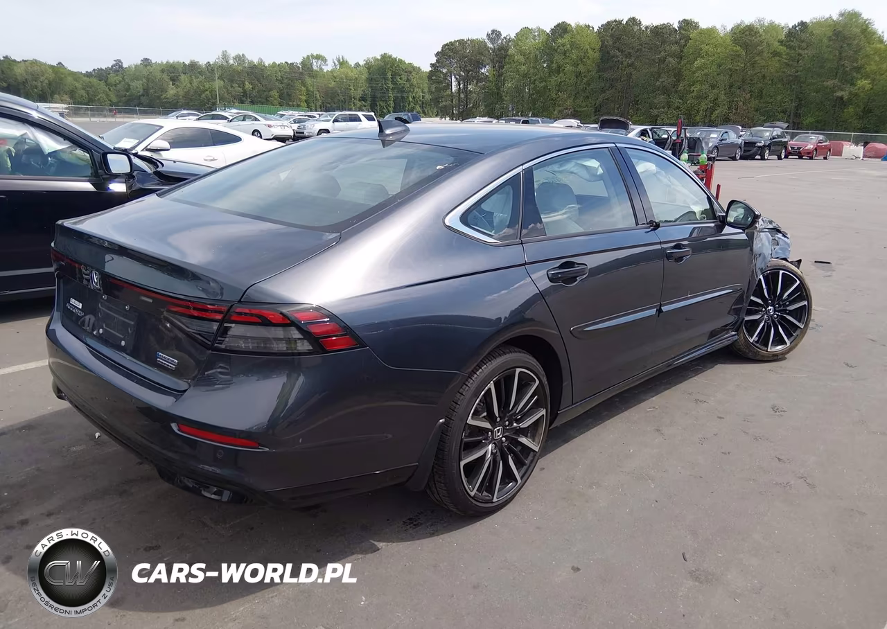 2024 Honda Accord Hybrid Touring VIN:1HGCY2F82RA008091 - 4