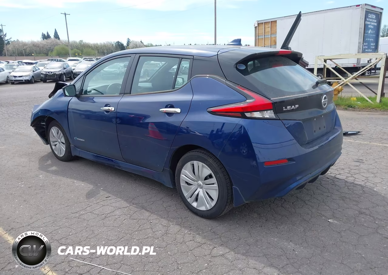 2018 Nissan Leaf S VIN:1N4AZ1CP7JC311326 - 3
