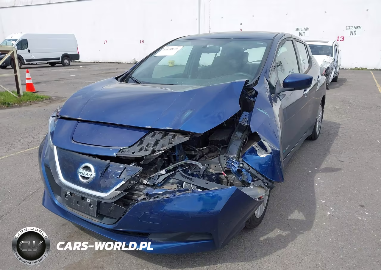 2018 Nissan Leaf S VIN:1N4AZ1CP7JC311326 - 6
