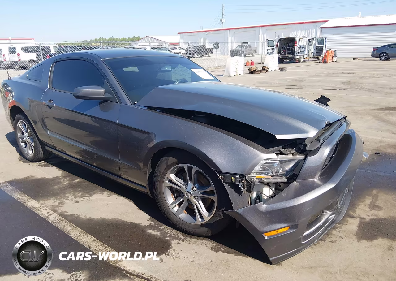 2014 Ford Mustang V6 Premium – zdjęcie 1 z 16
