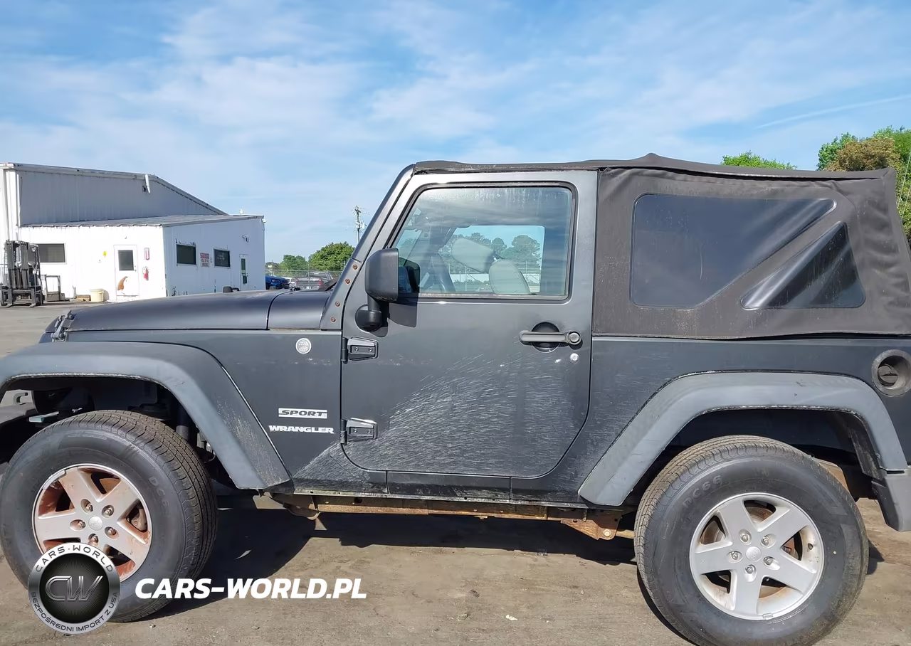2010 Jeep Wrangler Sport VIN:1J4AA2D18AL144051 - 15