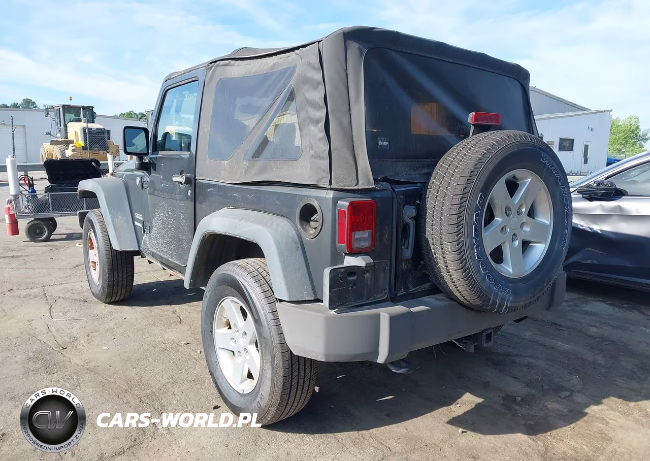 2010 Jeep Wrangler Sport VIN:1J4AA2D18AL144051 - 3