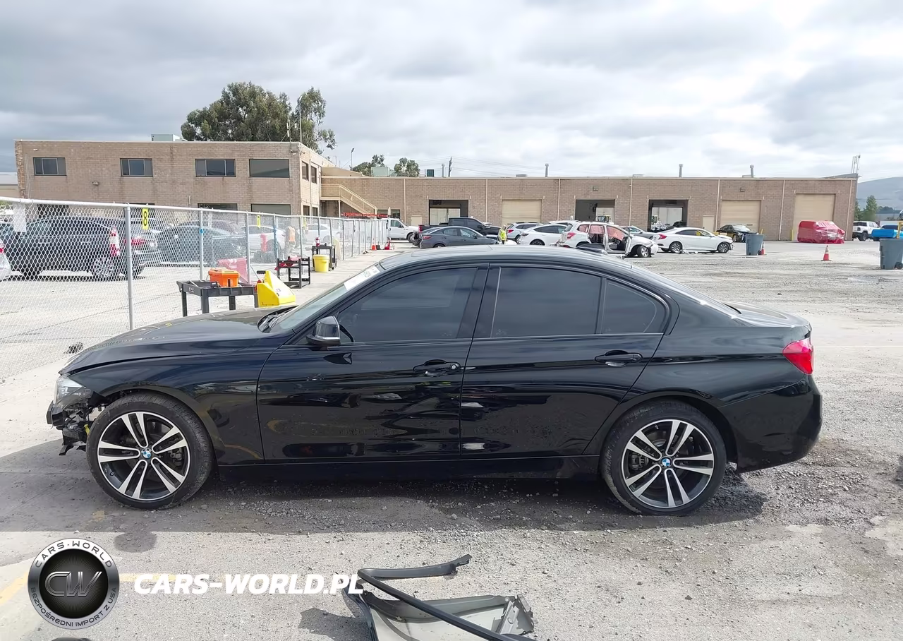 2018 BMW 330I VIN:WBA8B9G53JNU58233 - 15