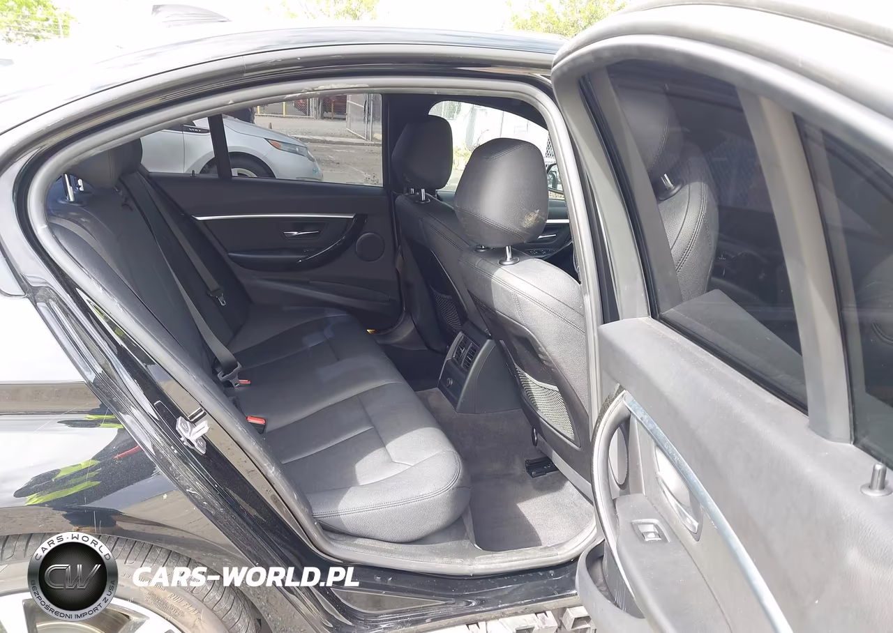 2018 BMW 330I VIN:WBA8B9G53JNU58233 - 8