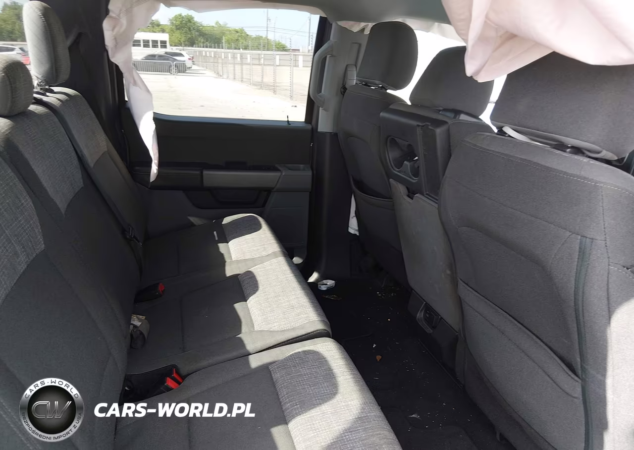 2023 Ford F-150 Xlt VIN:1FTFW1E85PFA92419 - 8