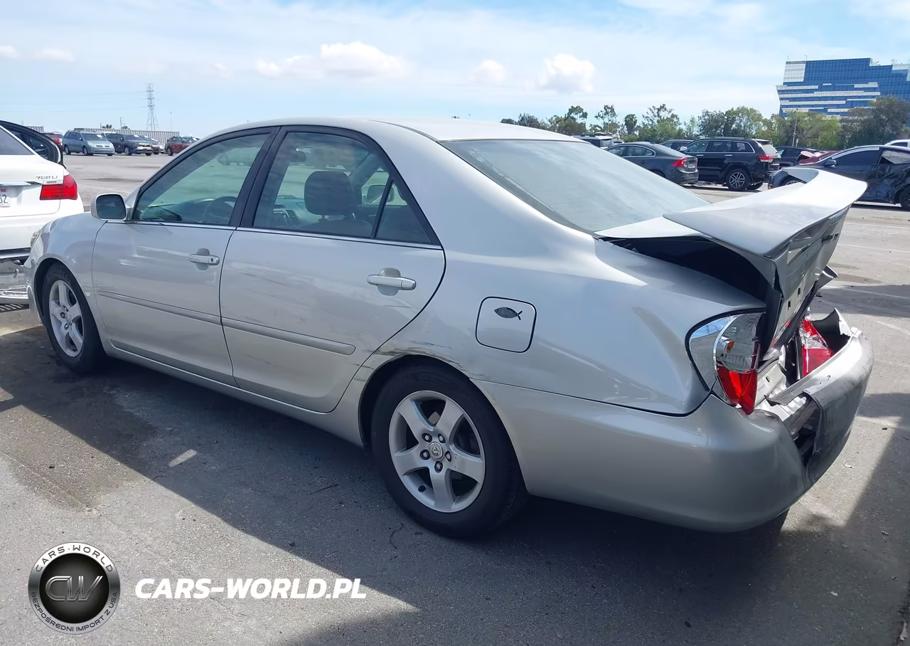 2002 Toyota Camry Se V6 VIN:4T1BF30K32U505807 - 3