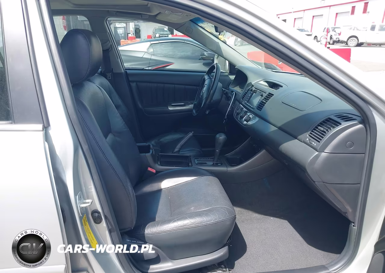 2002 Toyota Camry Se V6 VIN:4T1BF30K32U505807 - 5