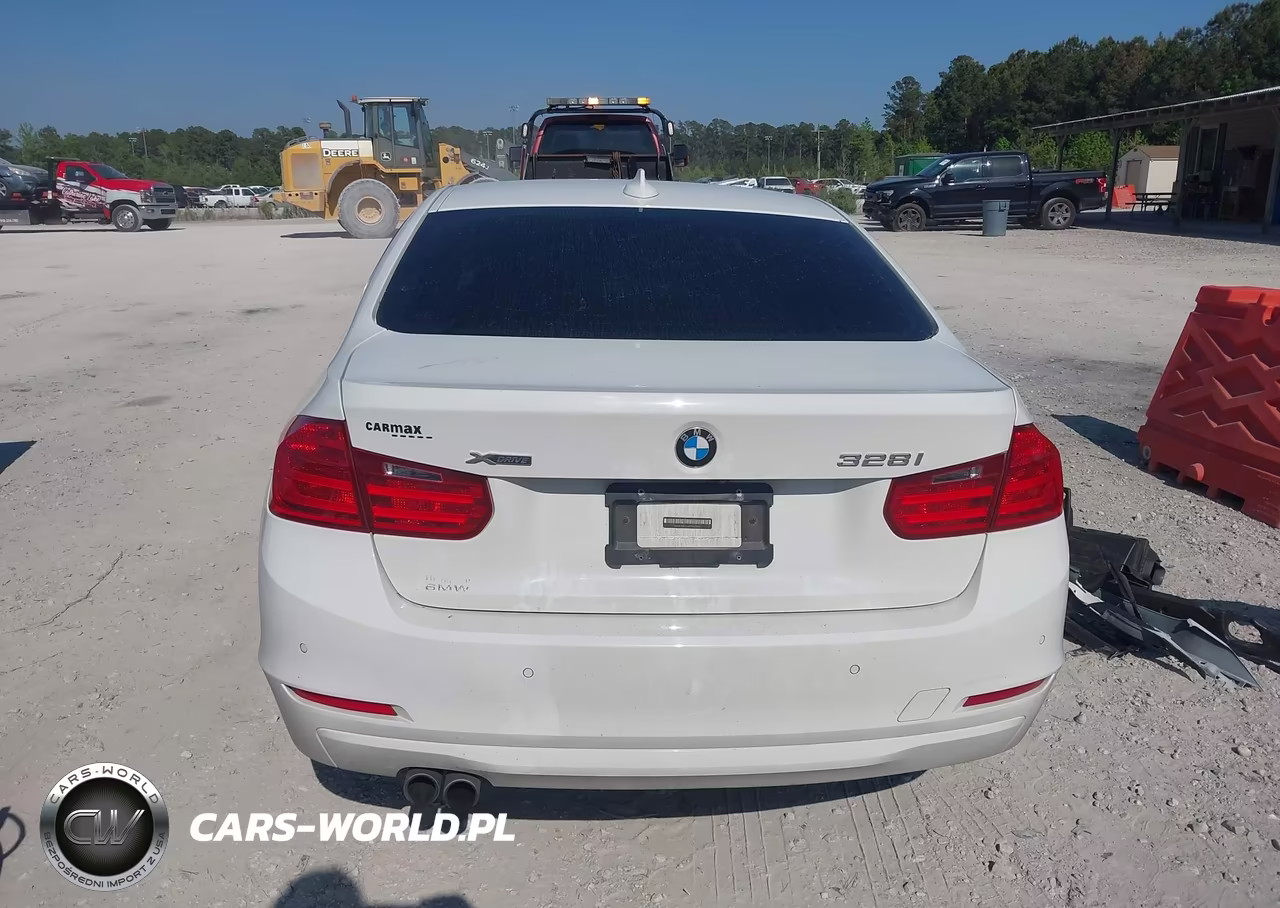 2015 BMW 328I xDrive VIN:WBA3B5G58FNS12823 - 16