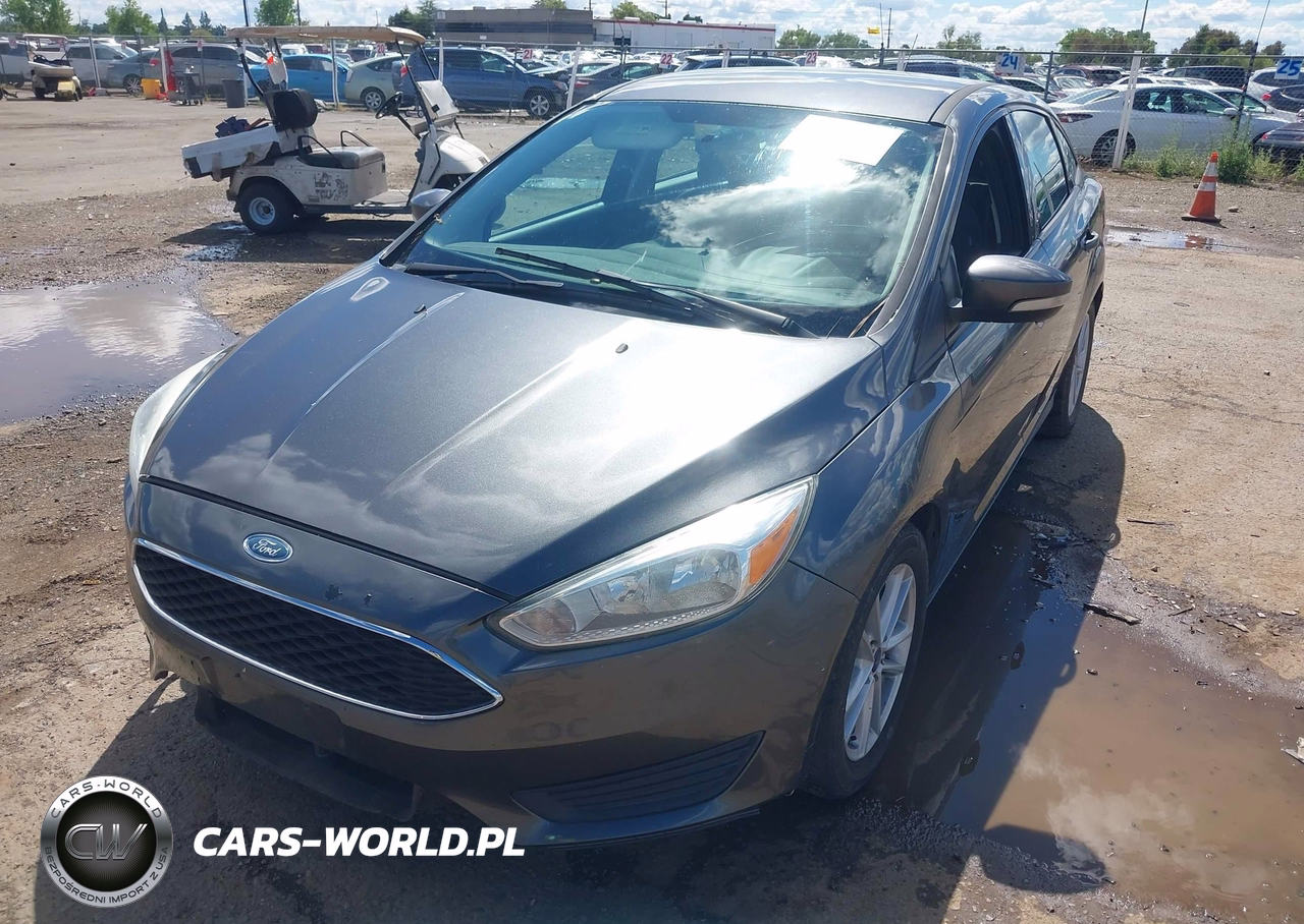 2017 Ford Focus Se VIN:1FADP3F25HL285608 - 2