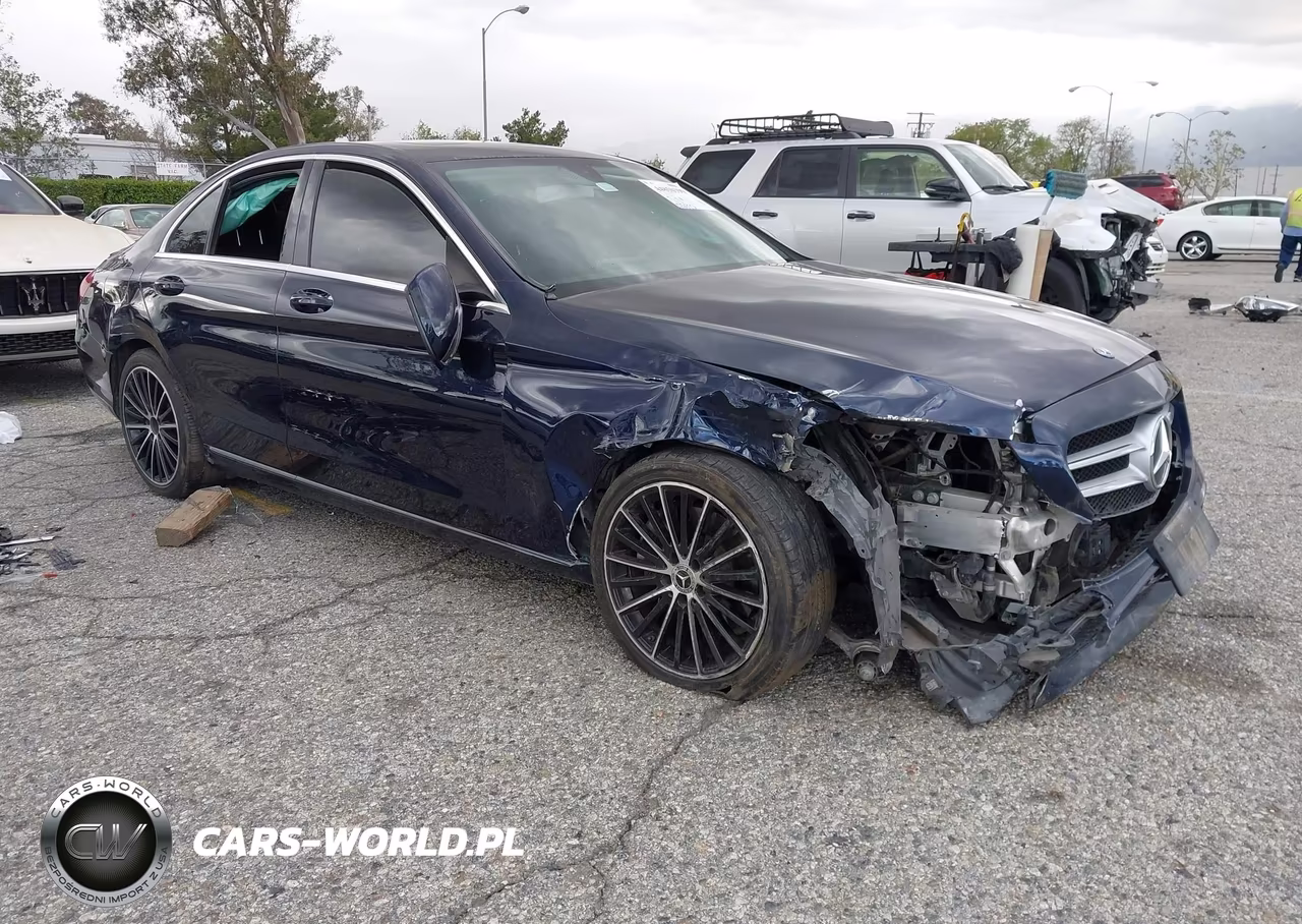 2019 Mercedes-Benz C 300