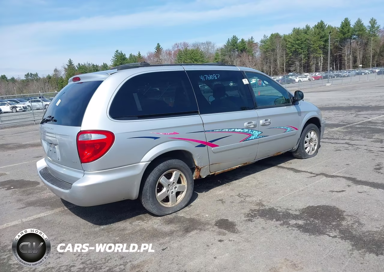 2005 Dodge Grand Caravan Sxt VIN:2D4GP44L15R336391 - 4