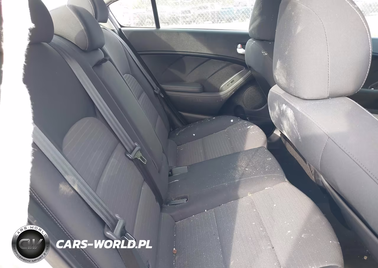 2018 Kia Forte Lx VIN:3KPFL4A78JE185766 - 8