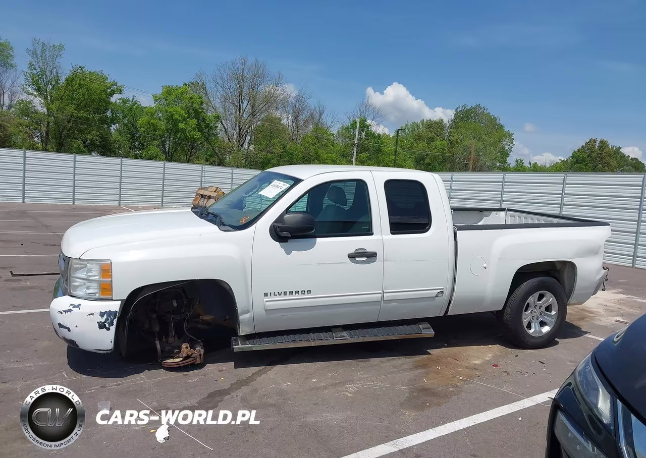 2013 Chevrolet Silverado 1500 Ls VIN:1GCRCREA2DZ320779 - 15