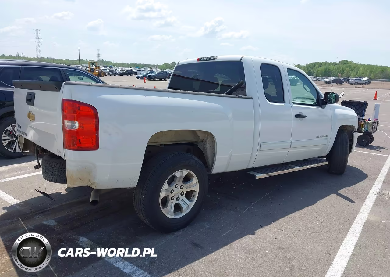 2013 Chevrolet Silverado 1500 Ls VIN:1GCRCREA2DZ320779 - 4