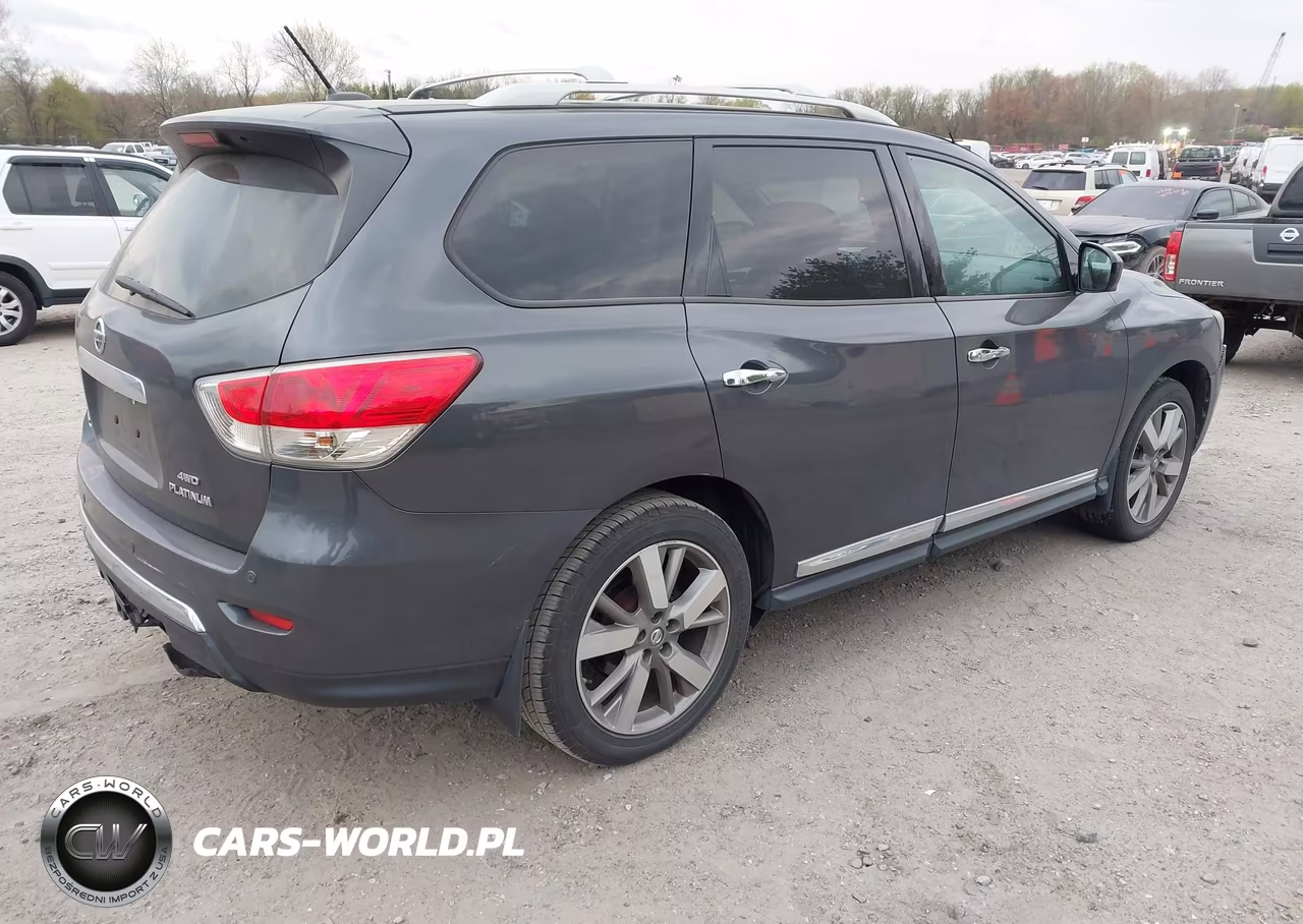 2014 Nissan Pathfinder Platinum VIN:5N1AR2MM1EC715857 - 4