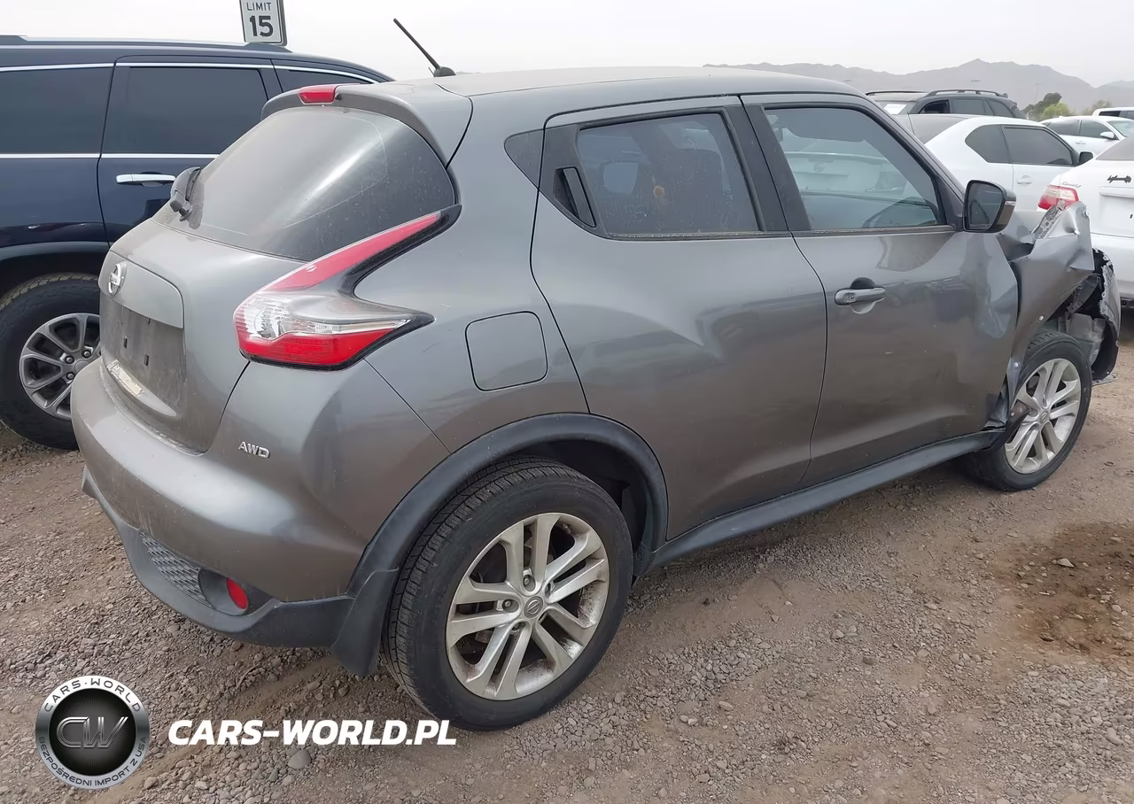2015 Nissan Juke S VIN:JN8AF5MV5FT552319 - 4